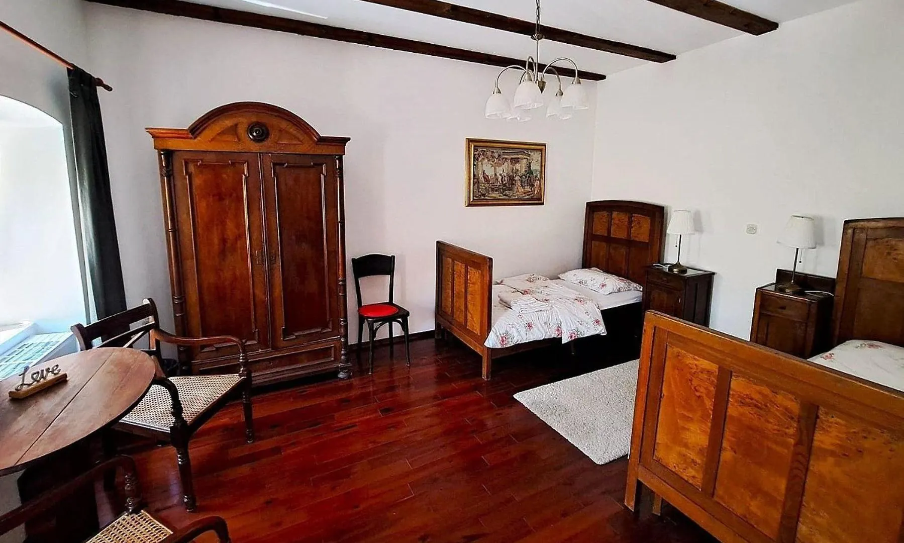 Geraeumige Villa Mit Drei Schlafzimmern Und Einem Ruhigen Garten Grižane